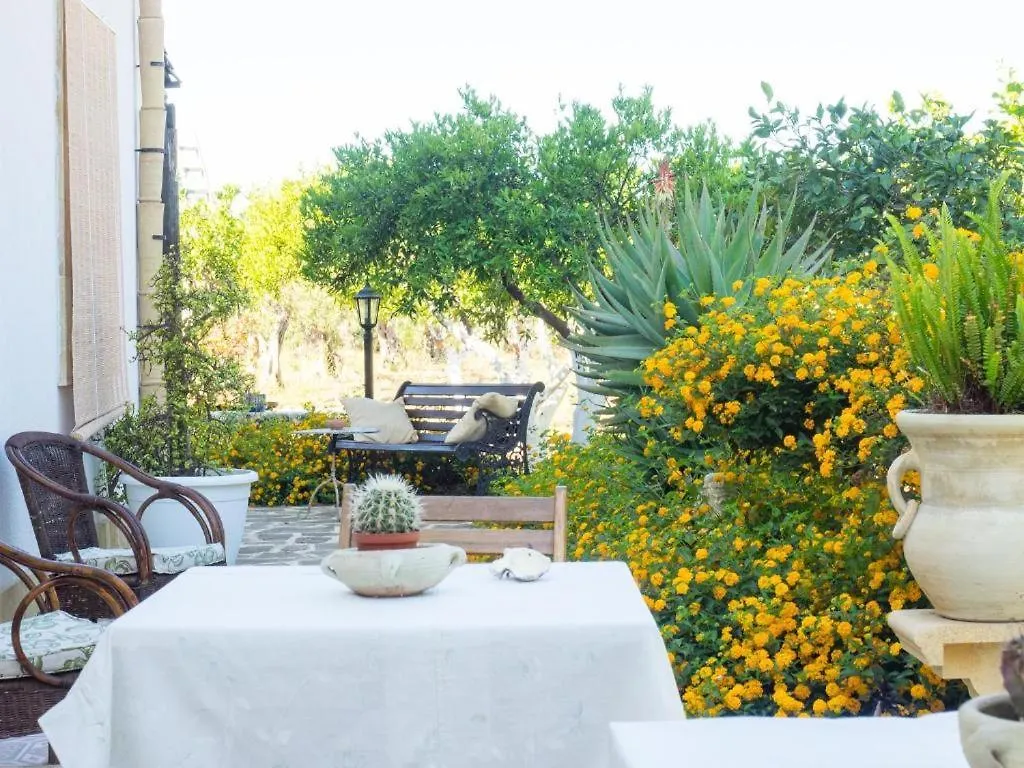 Le Macine 1868 Bed & Breakfast Paceco